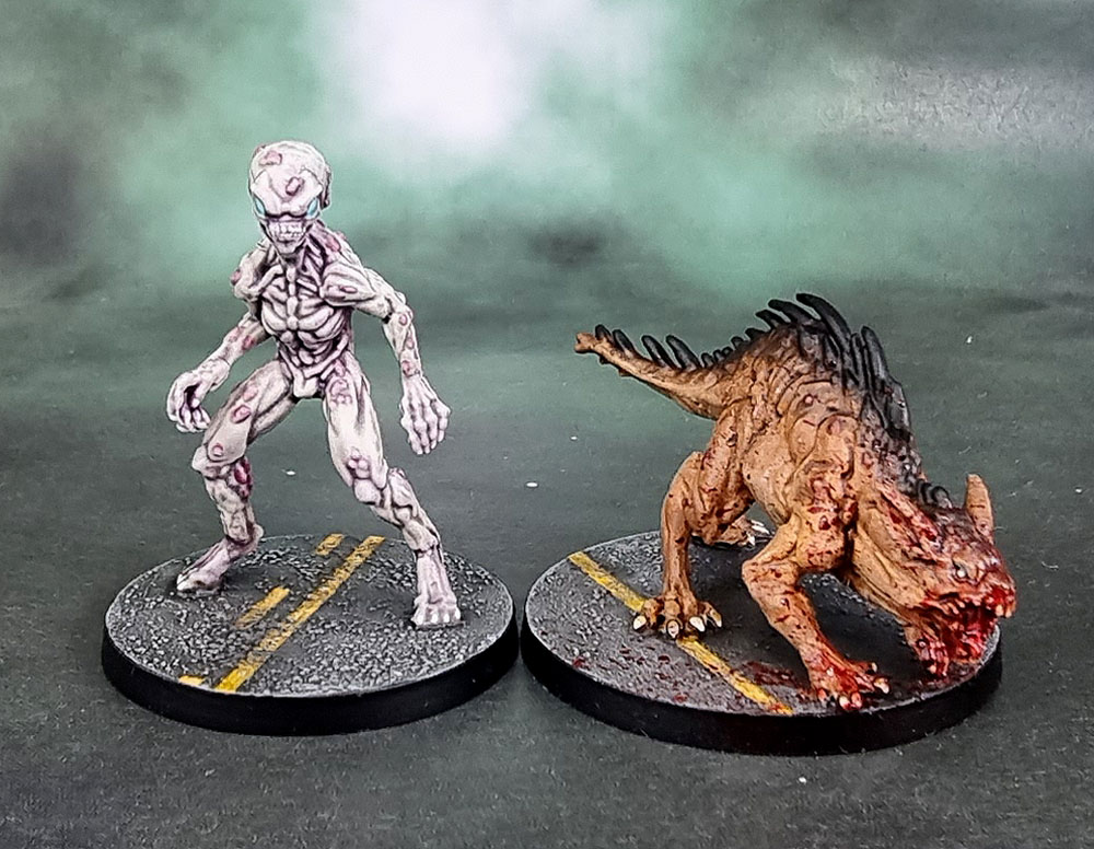 Zombicide 2nd Edition: Urban Legends Abomination Pack Pt.1 - Area 51 Alien, Chupacabra.